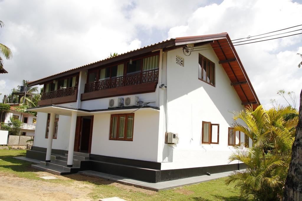 Acquabey Surf Villa Matara Ngoại thất bức ảnh